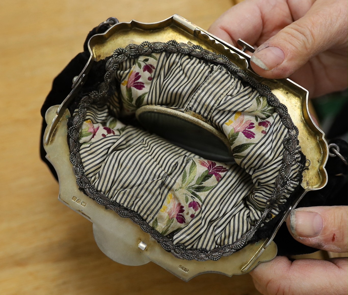 Two 1930’s-40’s evening bags with diamanté encrusted Bakelite frames together with five others with similar diamanté clasps (7)